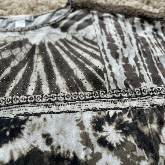 Christopher & Banks African Tie Dye with Animal Print Lace Sleeved Blouse - Picture 4 of 8